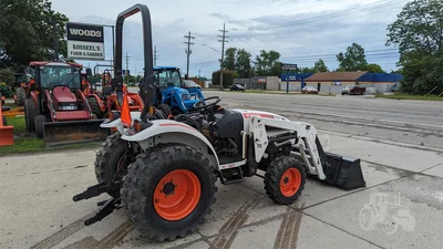 USED 2010 BOBCAT CT230