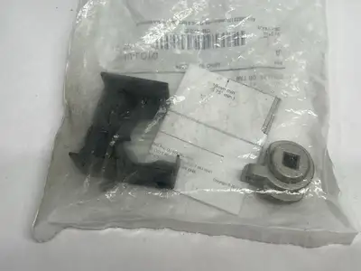 | Allen Bradley 194U-LOTO Ser. A Disconnect Locking Attachment, Padlock Accessory - New