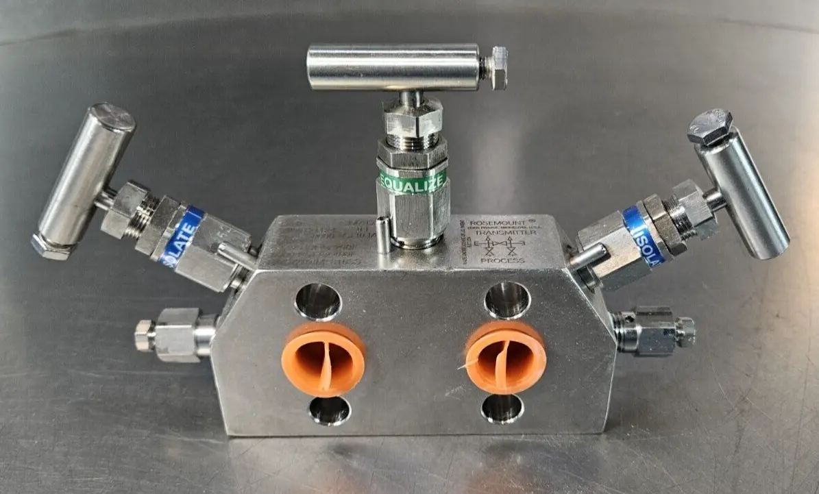 Rosemount 3051211240000 Transmitter Manifold loc6E20