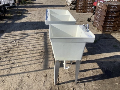 Used _UNKNOWN_ _UNKNOWN_ Sinks Michigan US | Miedema Asset Management Group #1402665