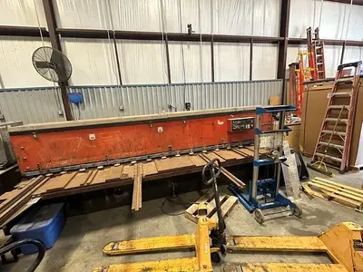 USED AMADA M-4045