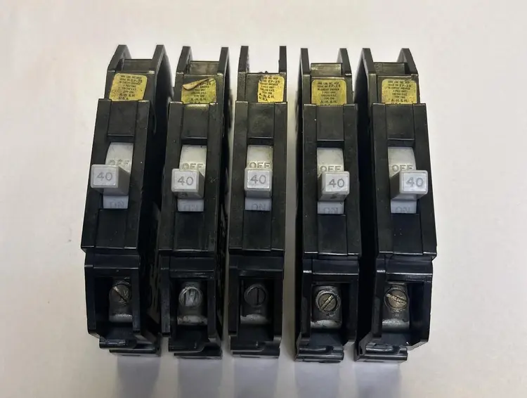 Used ARROW HART CBQ140 Miscellaneous Equipment (Electrical & Power) | Surplus Asset Holdings #1200404