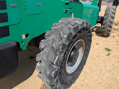 USED 2017 Skytrak 10042
