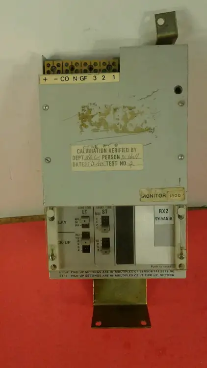 Used GTE Sylvania _UNKNOWN_ Circuit Breakers | Palmetto Automation #1152081