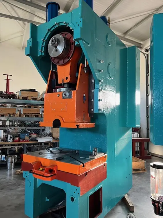Used ZTS LEK 160 Straight Side Presses CZ | Amaron s.r.o. #1066024