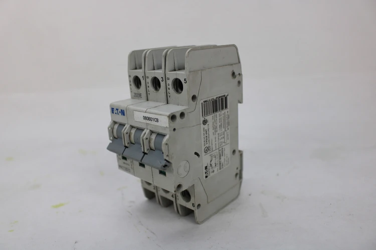 Used EATON WMZT3D10 Circuit Breakers Kentucky US | Industrial Parts R Us Inc. #355355