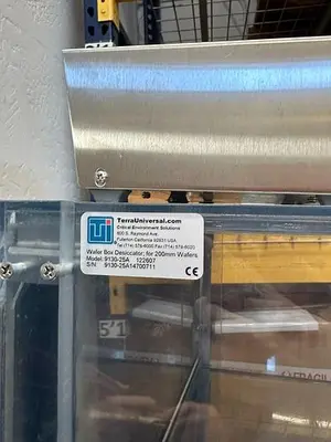 TERRA UNIVERSAL WAFER BOX DESICCATOR FOR 200MM WAFERS 9130-25A