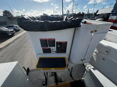 Used 2017 ALTEC AT48M Bucket (boom) trucks Florida US | Truck and Van Outlet #1509161
