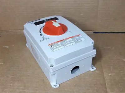 NEW SQUARE D MD3604X