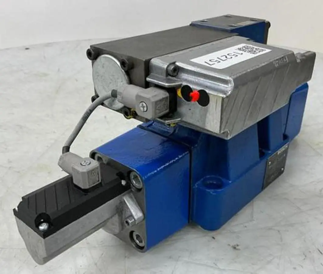 USED BOSCH REXROTH 0811404452