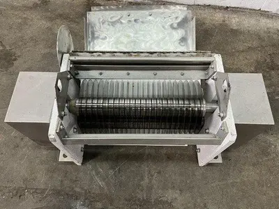 USED 1996 LUBOT WAKKER DRY SLICER