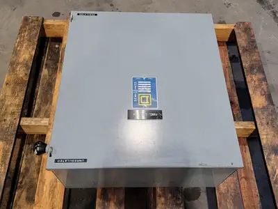 NEW SQUARE D 82344