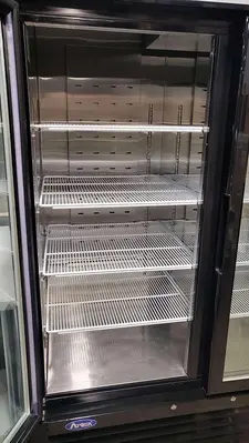 USED ATOSA ATOSA MCF8728GR # DOOR FREEZER MERCHANDISER