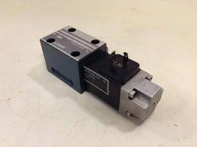 USED BOSCH 0 810 090 240