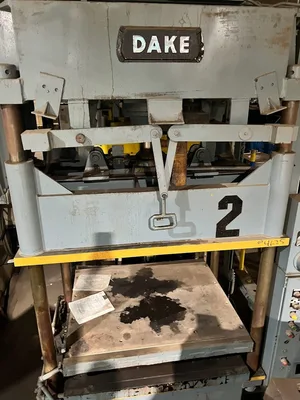 USED USED DAKE PRESSES DAKE 27-477 PRESS