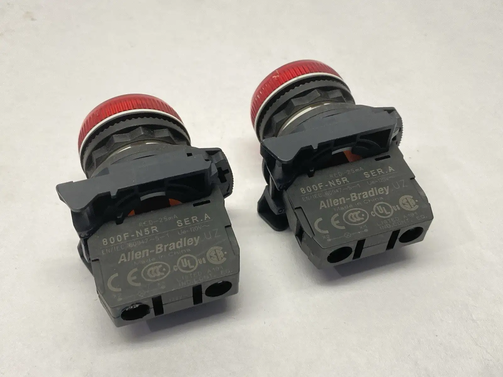 800FP-P4PN5R | Allen Bradley  Pilot Indicator Light Red 25mA 120V LOT OF 2 -  Used