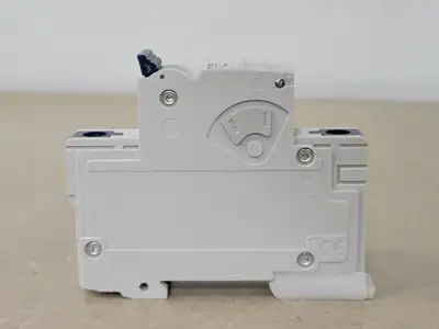 Used WEIDMULLER SU1C10AC Switchgears British Columbia CA | Lenmark #239544
