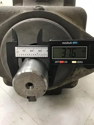 USED VICKERS 4520V60A8