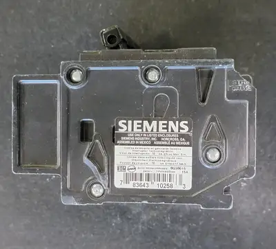 Used SIEMENS BQ3B015 Switchgears British Columbia CA | Lenmark #243607