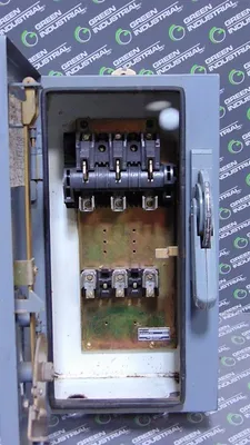 Allen Bradley 1494F-JNC633/A Fusible Safety Switch 30 Amps 600VAC Used