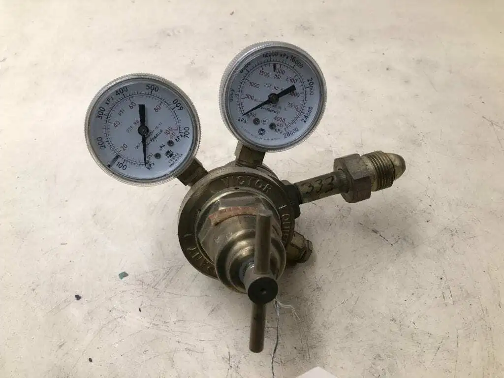 Victor VTS250C Brass Gas Pressure Regulator 3000PSI