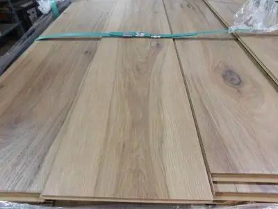 Full Pallet of Laminate Flooring – Mohawk Brand