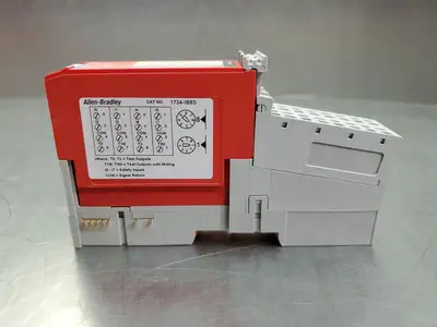 USED Allen-Bradley 1734-IB8S Ser A 24VDC Safety Sink Input Module.