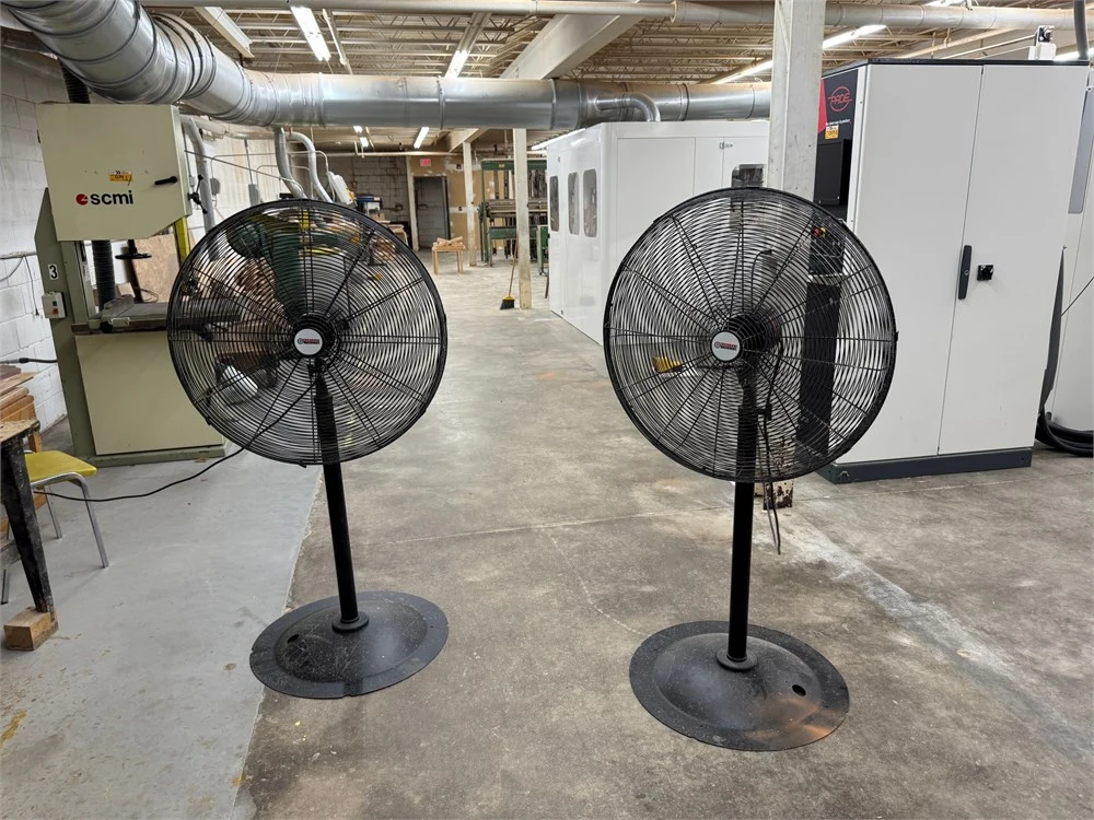 Used CENTRAL MACHINERY 30" PEDESTAL HIGH VELOCITY SHOP Fans North Carolina US | MachineryMax #1353502