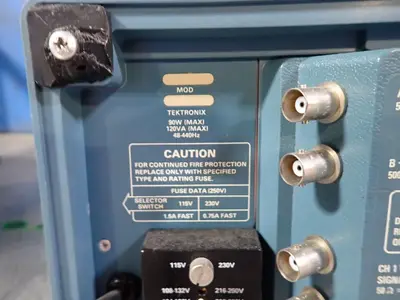 USED TEKTRONIX 465B