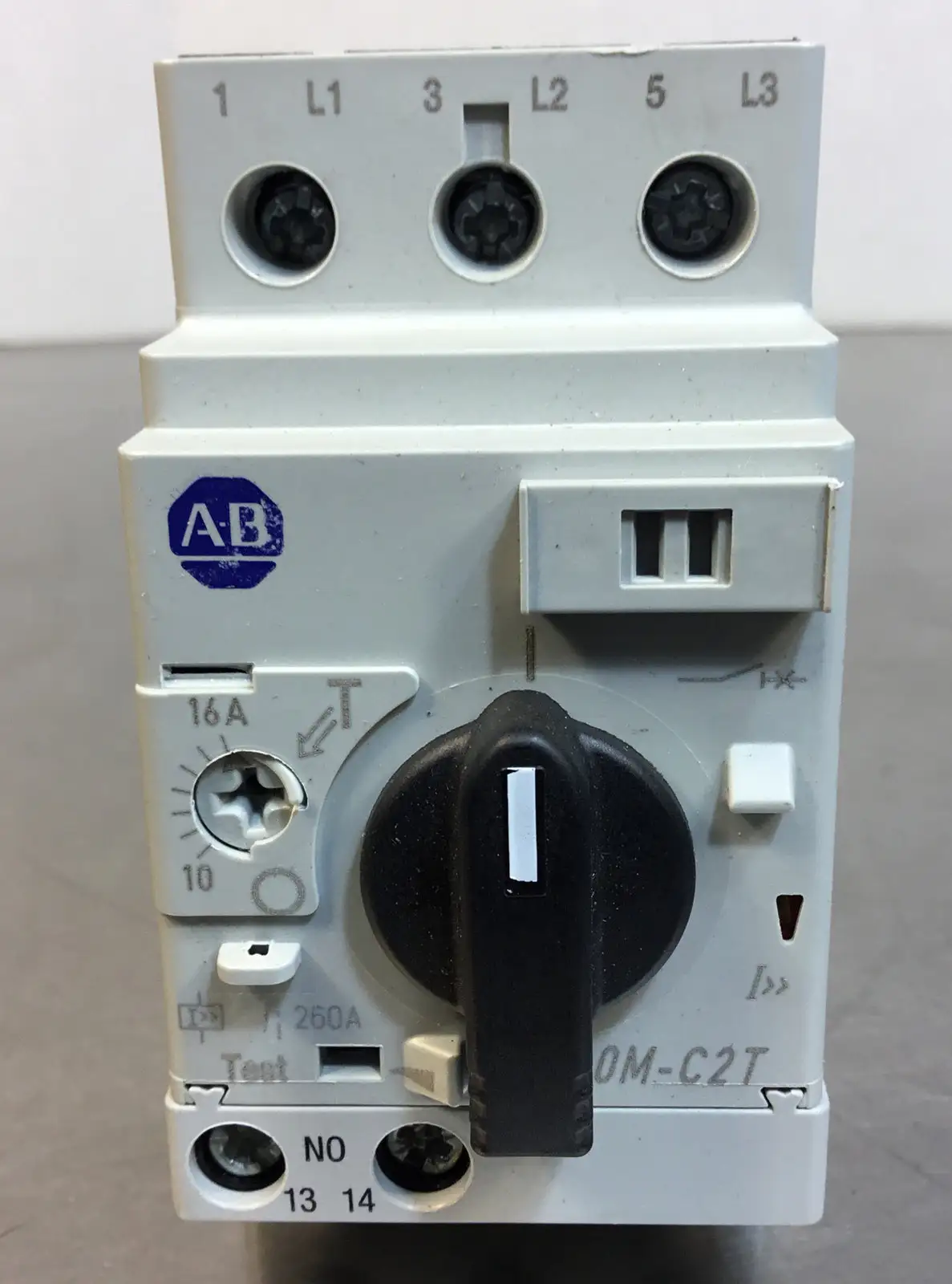 USED ALLEN BRADLEY ALLEN BRADLEY 140M-C2T-C16