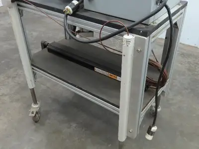 Cambridge AE2001 Automatic Rivet Machine Insertion Machine Von Weise Gromets