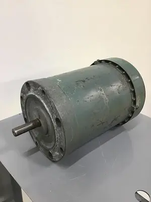 USED DAYTON 3N238C