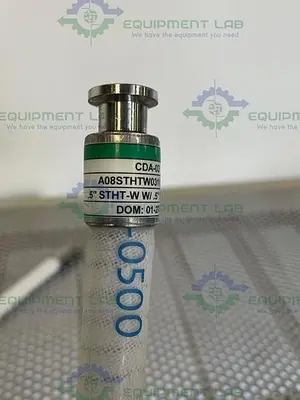 USED SAINT GOBAIN STHT-W-0500 48" SILICONE HOSE W/ 1/2" SANITARY TO THREADED FITTING