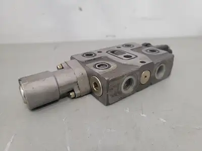 Hydraulic Valve Section 1235, 10201