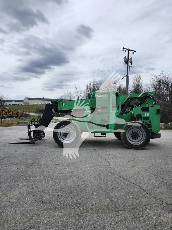USED 2015 JLG 6042