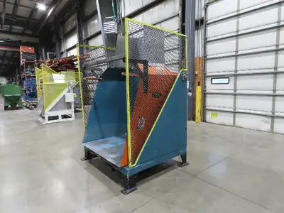 Used UNA-DYN _UNKNOWN_ Hoppers Indiana US | Arrow Industrial #1366951