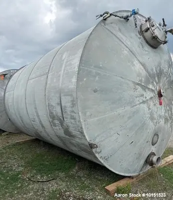 Used Stainless Steel Storage Tank. Approx. 10,000 Gallon capacity