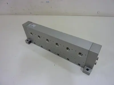 NEW SMC ZZR106-R