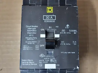 NEW SQUARE D EDB36030
