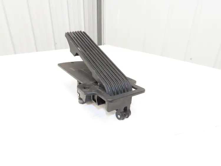 Used WILLIAMS CONTROLS _UNKNOWN_ Forklift Attachments Indiana US | Arrow Industrial #915791