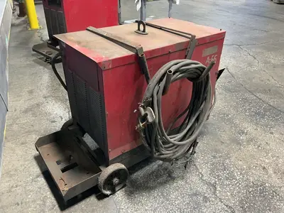 Used LINCOLN ELECTRIC IDEALARC DC600 Arc Welders Ohio US | HGR 24 #1333772