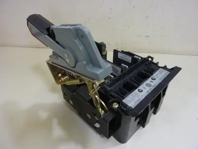 USED ALLEN BRADLEY 1494V-DS30 SER A