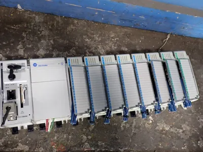 Used ALLEN BRADLEY 1769CRL3 Bus Bars & Plugs Ohio US | HGR 24 #801939