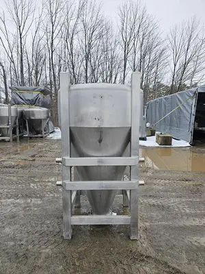 Used 310 Gallon Tank (Tote), Stainless Steel