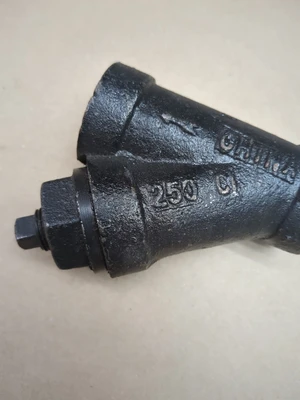 NEW M N 3/4" Y Strainer