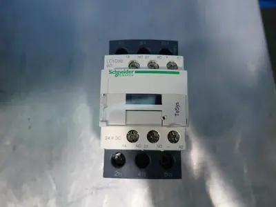 NEW SCHNEIDER ELECTRIC LC1D32BD