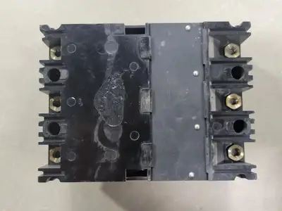 USED SQUARE D FHL36015