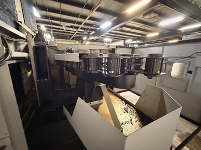 2006 MAZAK VTC-250D/50 Vertical Machining Centers | Toolquip, Inc. (27)