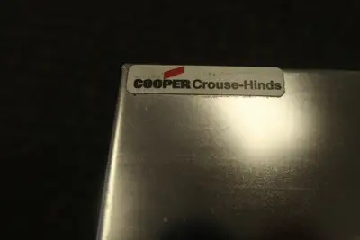 NEW 2013 CROUSE-HINDS XLVS11010061