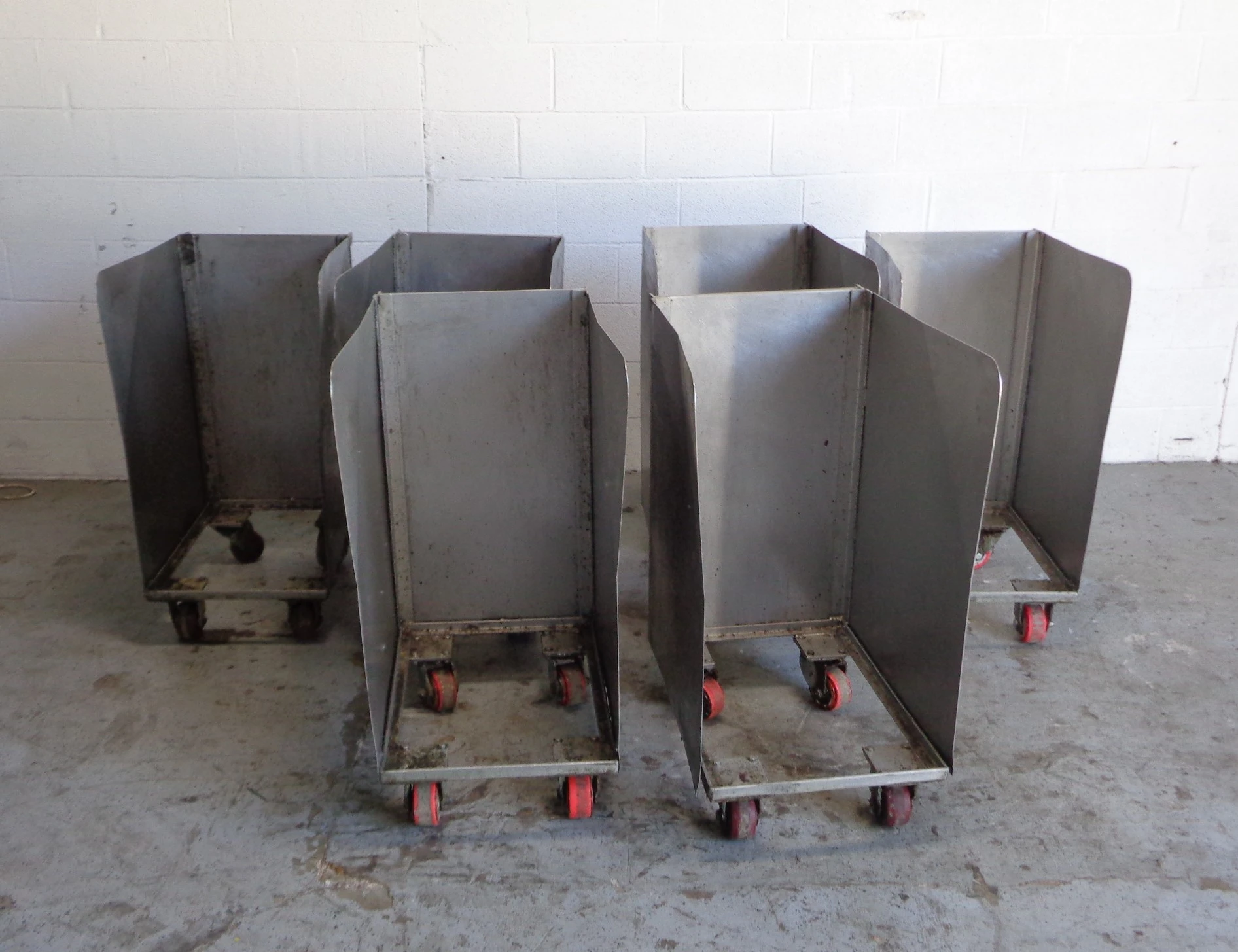Used UNKNOWN _UNKNOWN_ Distribution and Warehouse Trolleys California US | BakeryEquipment.com #1554205